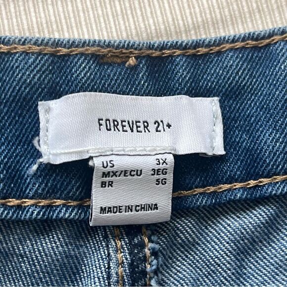 Forever21 Womens Jeans Denim High Rise Slim Straight Ripped Casual Plus Pants 3X - Picture 2 of 3